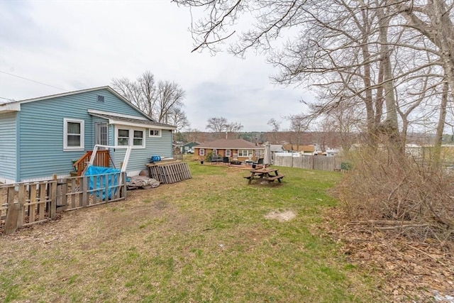 view of yard featuring fence
