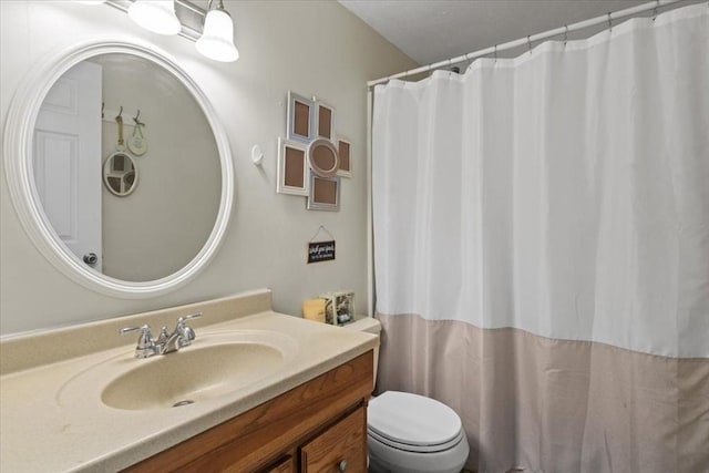 103 Grove St Unit 341, Rockland, MA 02370 - bathroom featuring vanity and a shower with curtain