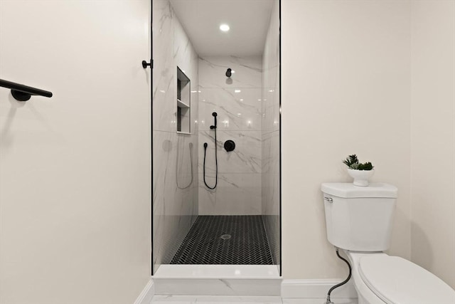 full bath with toilet, a marble finish shower, baseboards, and recessed lighting