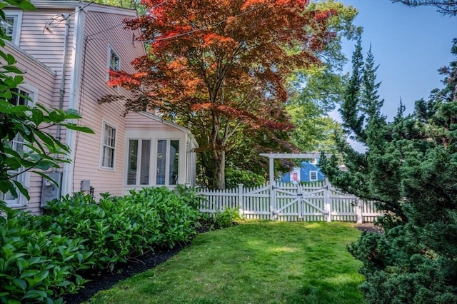 9 Mohawk Rd, Marblehead, MA 01945 - view of yard with a gate