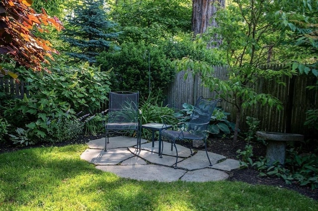 9 Mohawk Rd, Marblehead, MA 01945 - view of patio