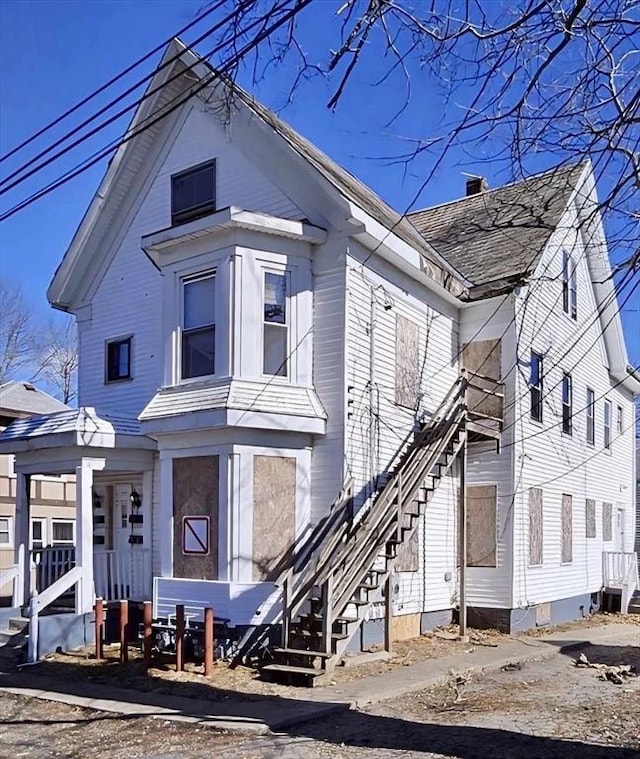 view of front of home