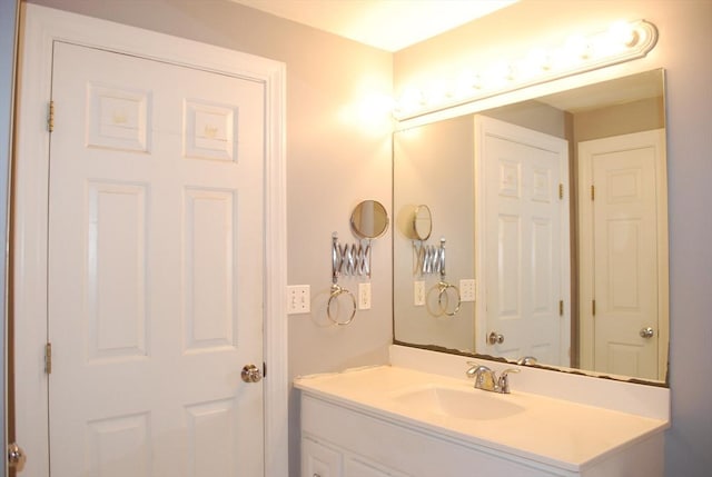 5 Leedburg St, Chelmsford, MA 01863 - bathroom featuring vanity