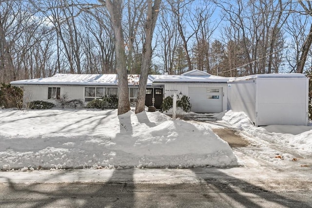 11 Scott Dr, Peabody MA 01960, 3 bedrooms, 1.5 baths HOUSE for sale