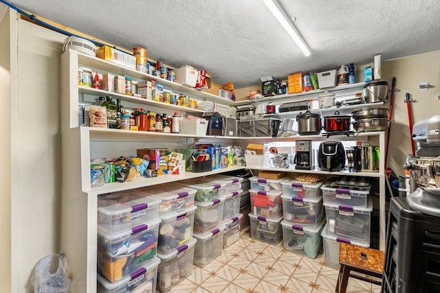 9 Indian Rock Dr, Saugus, MA 01906 - view of pantry