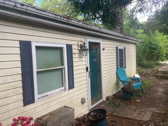 44 Tallawanda Rd, Swansea, MA 02777 - view of exterior entry