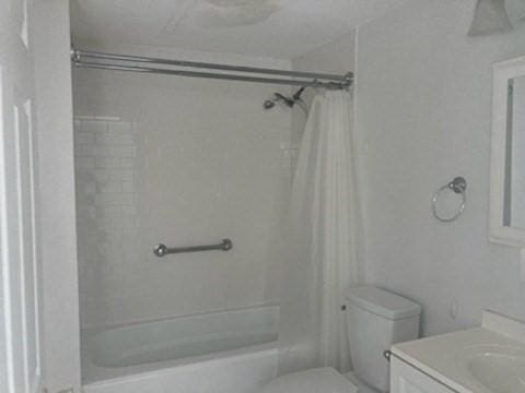 44 Tallawanda Rd, Swansea, MA 02777 - full bathroom with vanity, toilet, and shower / tub combo