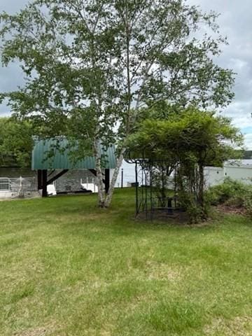 45 Spring St, Lunenburg, MA 01462 - view of yard