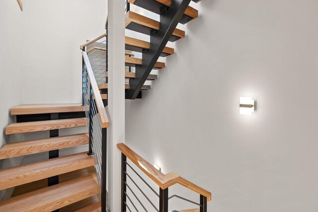 142 Amory St Unit 2, Cambridge, MA 02139 - view of stairway