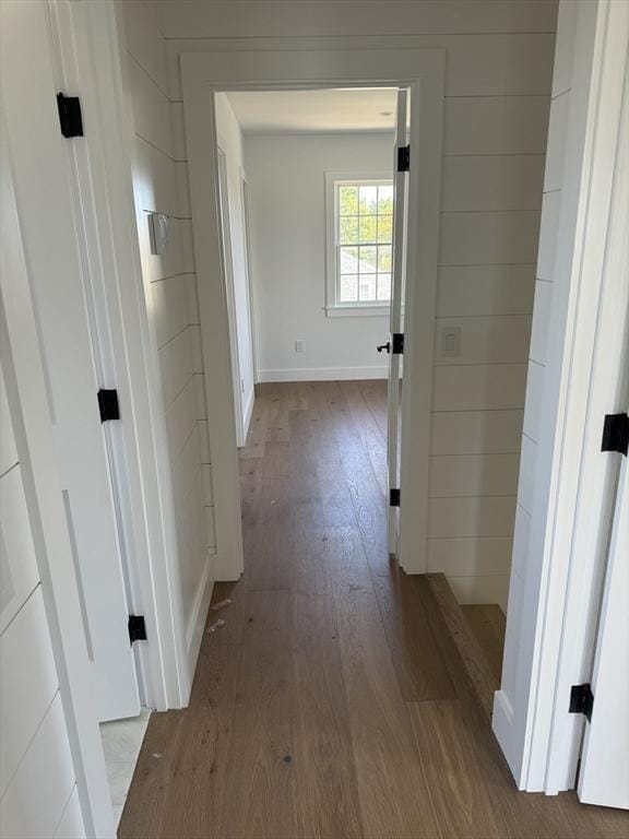 8 Sconset Ave, Nantucket, MA 02564 - hall featuring hardwood / wood-style flooring and baseboards