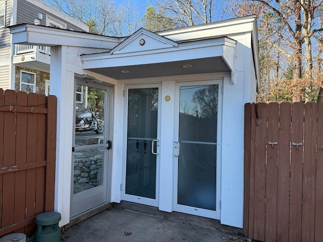 view of property entrance