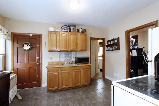 kitchen featuring sink