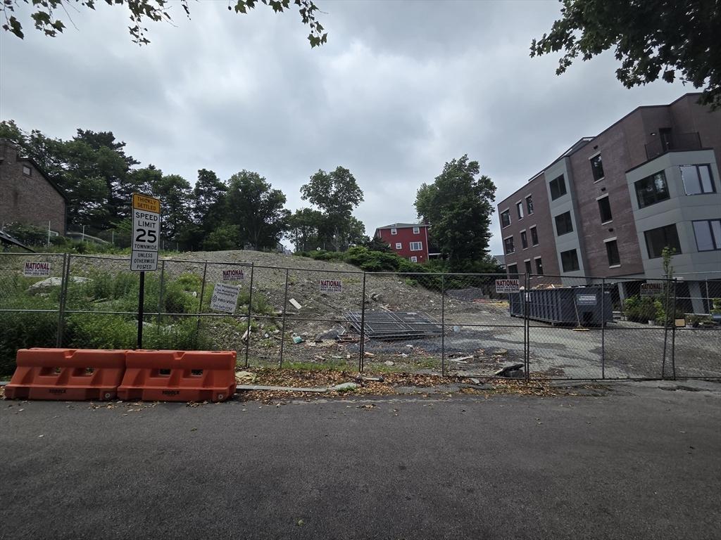 150152 Jordan Rd, Brookline, MA 02446