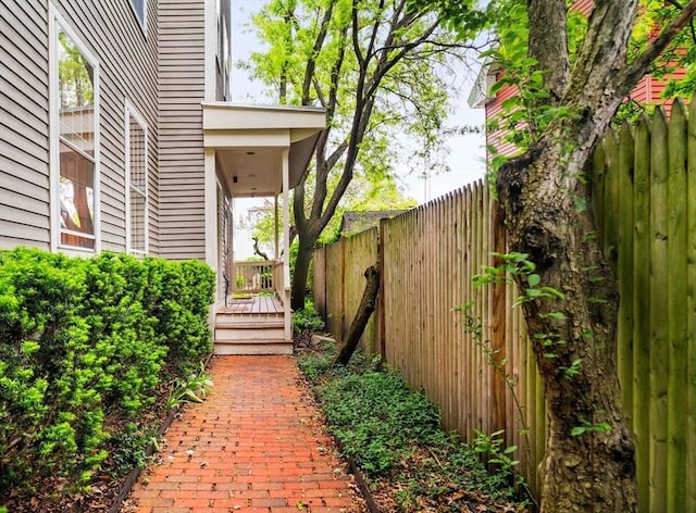 87 Bristol St Unit 3C, Cambridge, MA 02139 - view of yard