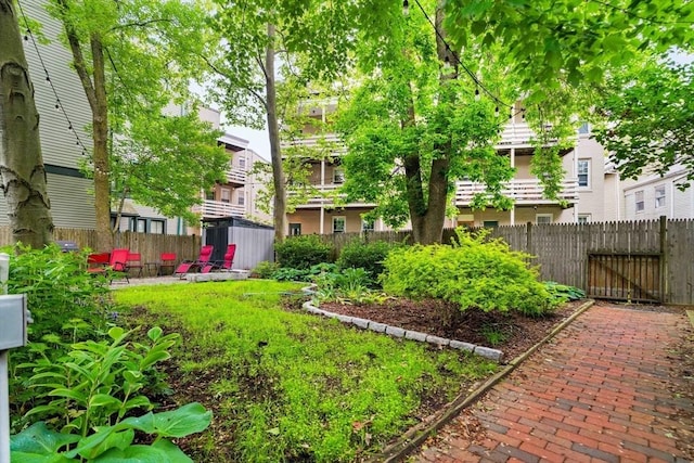87 Bristol St Unit 3C, Cambridge, MA 02139 - view of yard