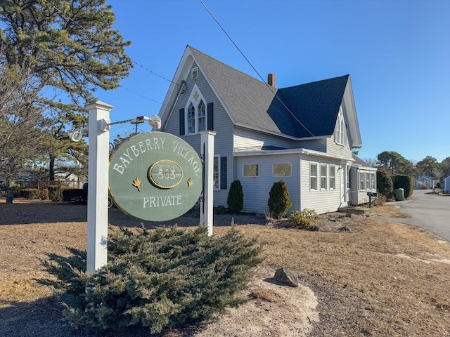 view of community / neighborhood sign