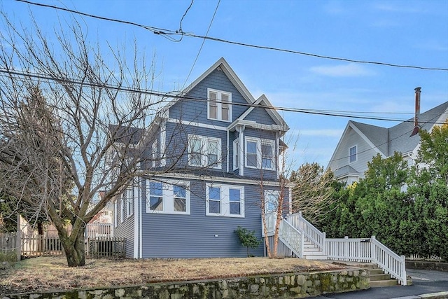 view of front of property