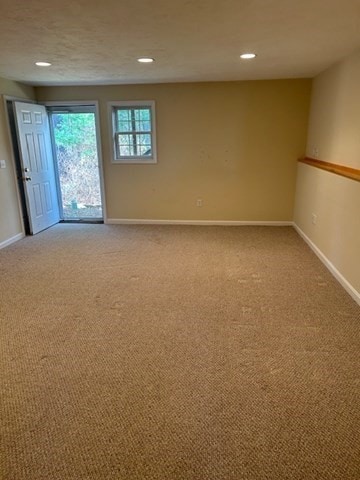 empty room with carpet