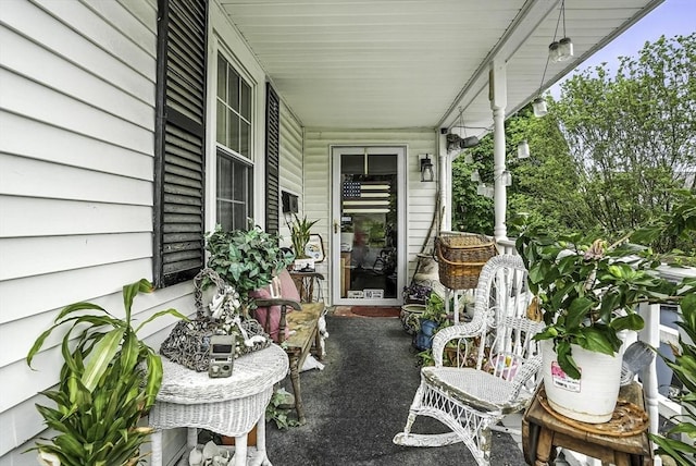 7 Mount Dustin Ave, Haverhill, MA 01832 - view of covered porch