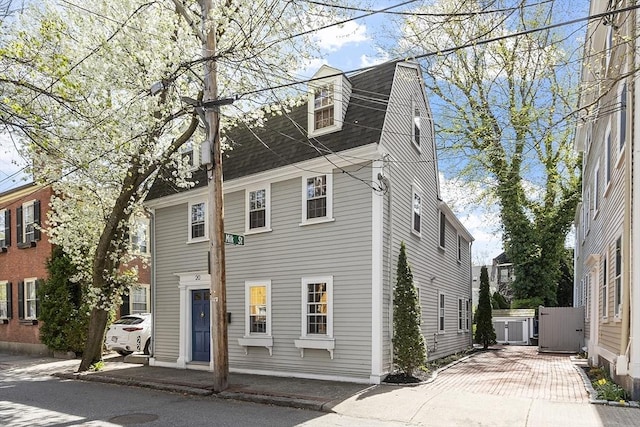 20 Andrew St, Salem, MA 01970 - view of front facade featuring driveway