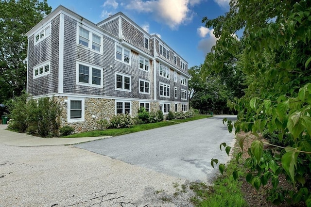 exterior space with driveway