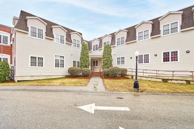 46 Ashford Unit 14, Methuen, MA 01844 - view of front of property with roof with shingles