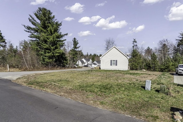 1 Lois Ln, Townsend, MA 01469 - exterior space featuring a lawn