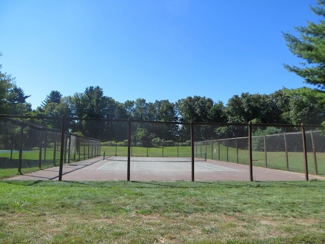 139 Wellman Ave Unit 139, Chelmsford, MA 01863 - view of tennis court