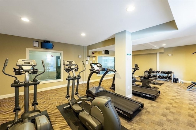 gym featuring carpet floors