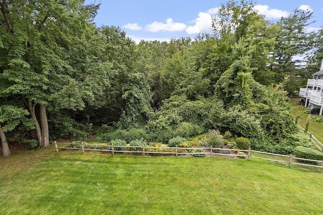 127 Bayberry Hill Ln Unit 127, Leominster, MA 01453 - view of yard