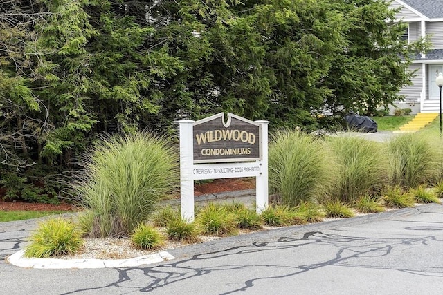 127 Bayberry Hill Ln Unit 127, Leominster, MA 01453 - view of community sign