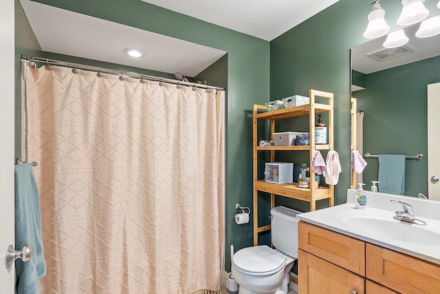1818 Main St Unit 307, Holden, MA 01522 - bathroom with toilet, vanity, and curtained shower