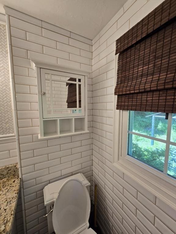 8 Caleb Rd, Shirley, MA 01464 - bathroom with tile walls