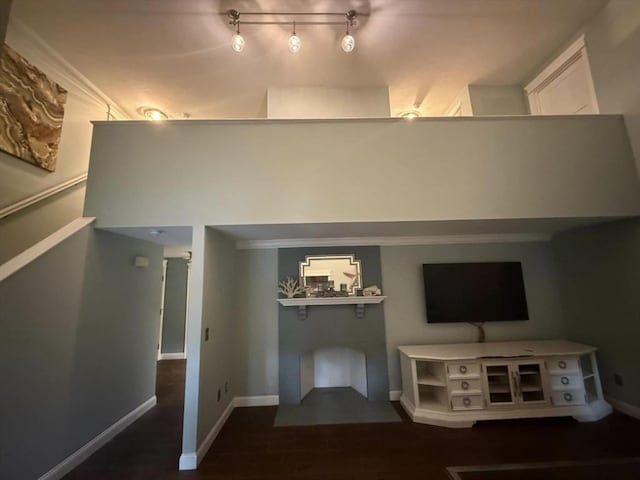 8 Caleb Rd, Shirley, MA 01464 - hall with wood finished floors and rail lighting