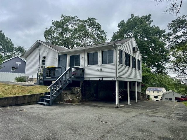 39 Cheever Rd, Malden, MA 02148 - single story home with asphalt driveway