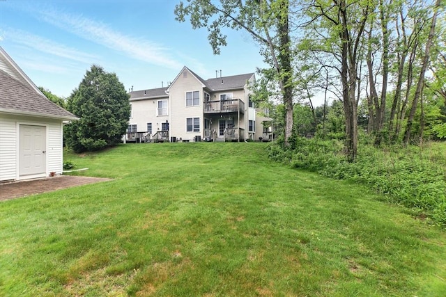 59 Castlegate Dr Unit B, Springfield, MA 01129 - view of green lawn