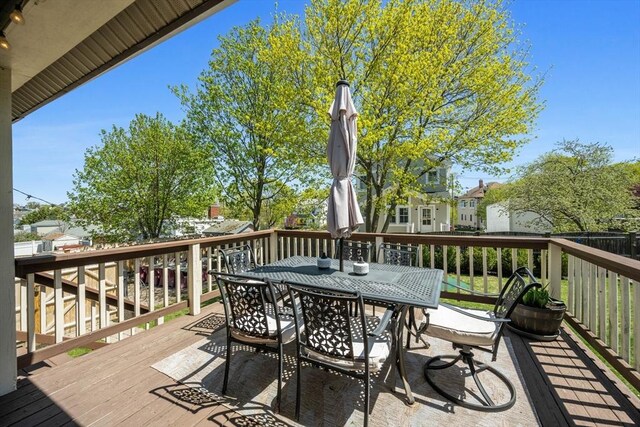 deck featuring outdoor dining space