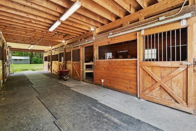 94 Old Right Rd, Ipswich, MA 01938 - view of horse barn