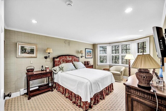 141 Daniels Island Rd, Mashpee, MA 02649 - bedroom featuring crown molding, baseboard heating, light colored carpet, and recessed lighting