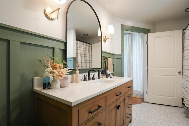 1013 Pleasant St, Worcester, MA 01602 - full bath featuring vanity and crown molding