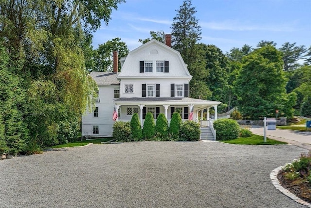 view of front of property with covered porch