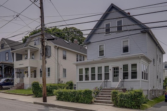 69 Metropolitan Ave, Boston, MA 02131 - view of front of home with entry steps