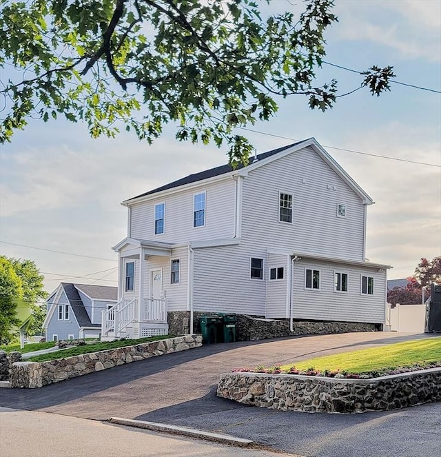 29 Roanoke St, Lynn, MA 01904 - view of front of home with driveway