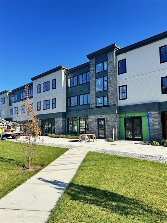 1000 Washington St Unit 213, Dedham, MA 02026 - view of building exterior