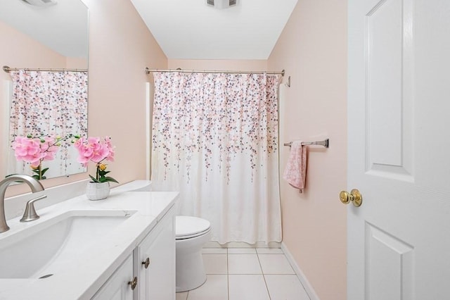 bathroom with tile patterned flooring, vanity, toilet, baseboards, and a shower with shower curtain