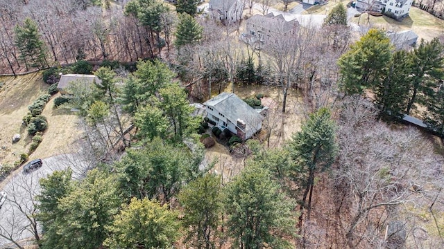 bird's eye view with a view of trees