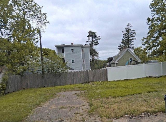 23 Barry St, Brockton, MA 02302 - view of yard