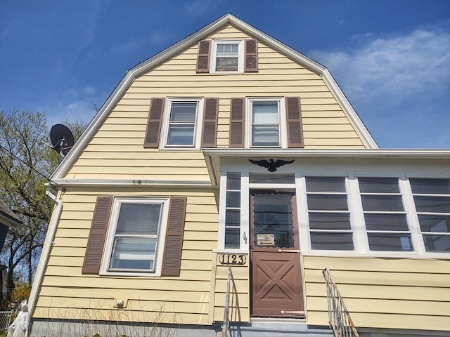 1123 S Broadway, East Providence, RI 02914 - view of home's exterior featuring a gambrel roof