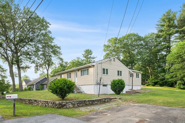 20 Hilltop Dr, Burlington, MA 01803 - view of side of home with a lawn