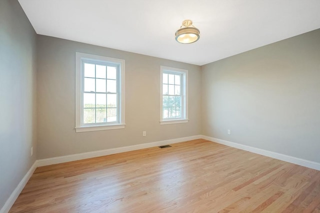 empty room featuring light hardwood / wood-style flooring